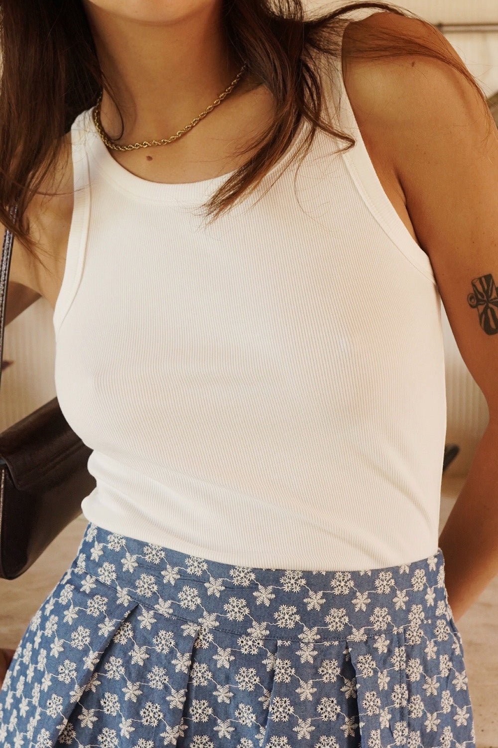 Top Ellie